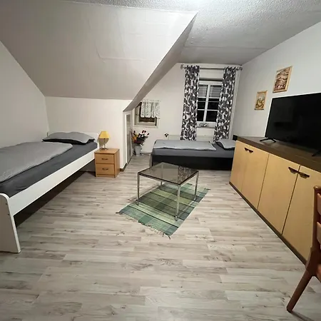 Hotel D&q *